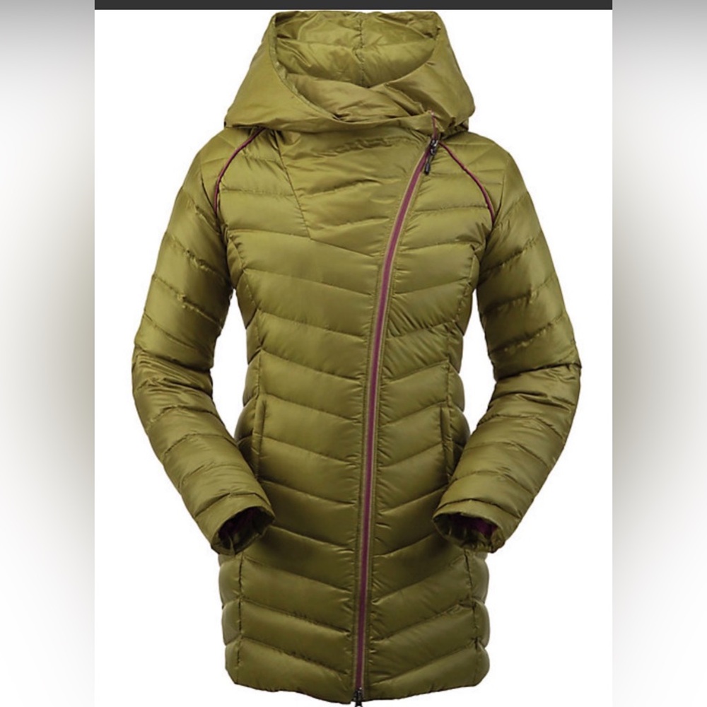 Spyder Timeless Long Down Jacket, Size Small, no flaws, pristine condition